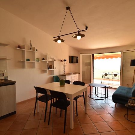 Appartamento Route 25 - Vista Mare - Cavoli Spiaggia di Cavoli Esterno foto