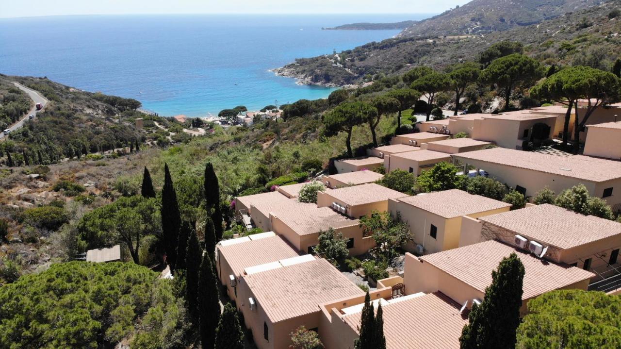 Appartamento Route 25 - Vista Mare - Cavoli Spiaggia di Cavoli Esterno foto