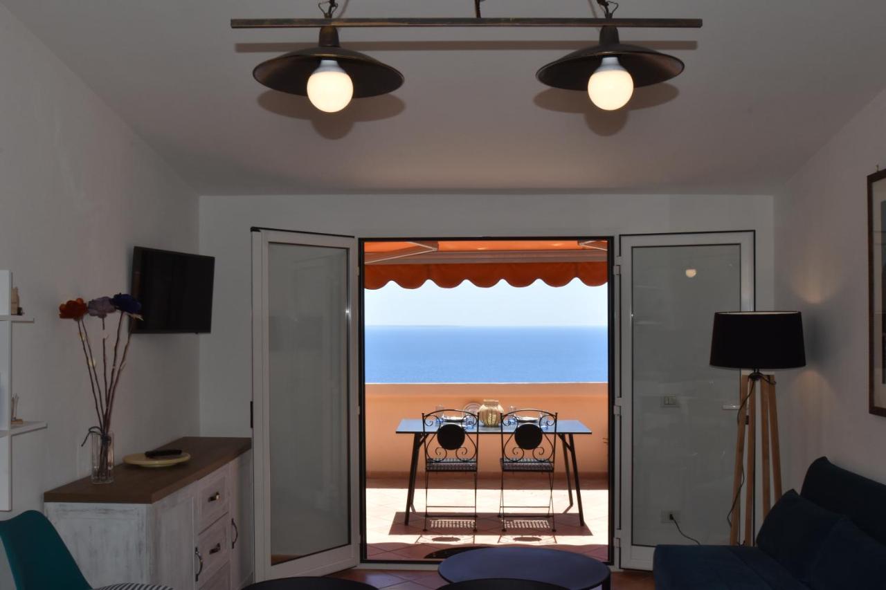 Appartamento Route 25 - Vista Mare - Cavoli Spiaggia di Cavoli Esterno foto